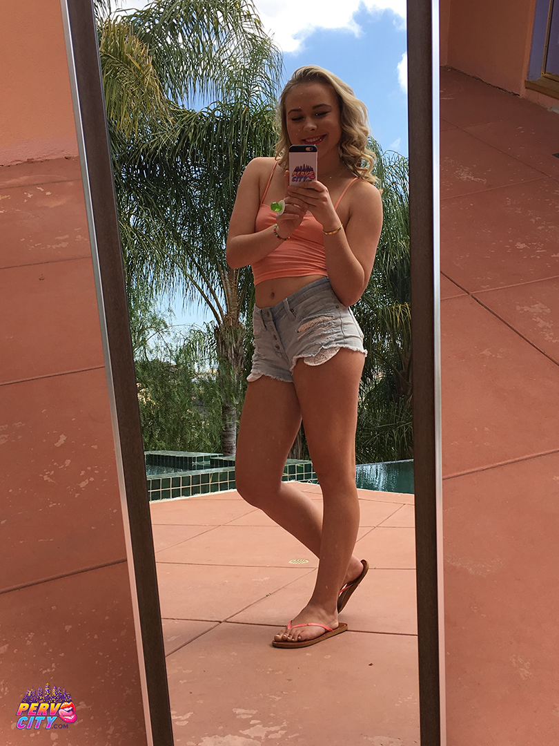 Alyssa Cole, Alyssa, Blonde, teenager, teen, anal, gape, deepthroat, eighteen, barely legal, perky tits, landing strip