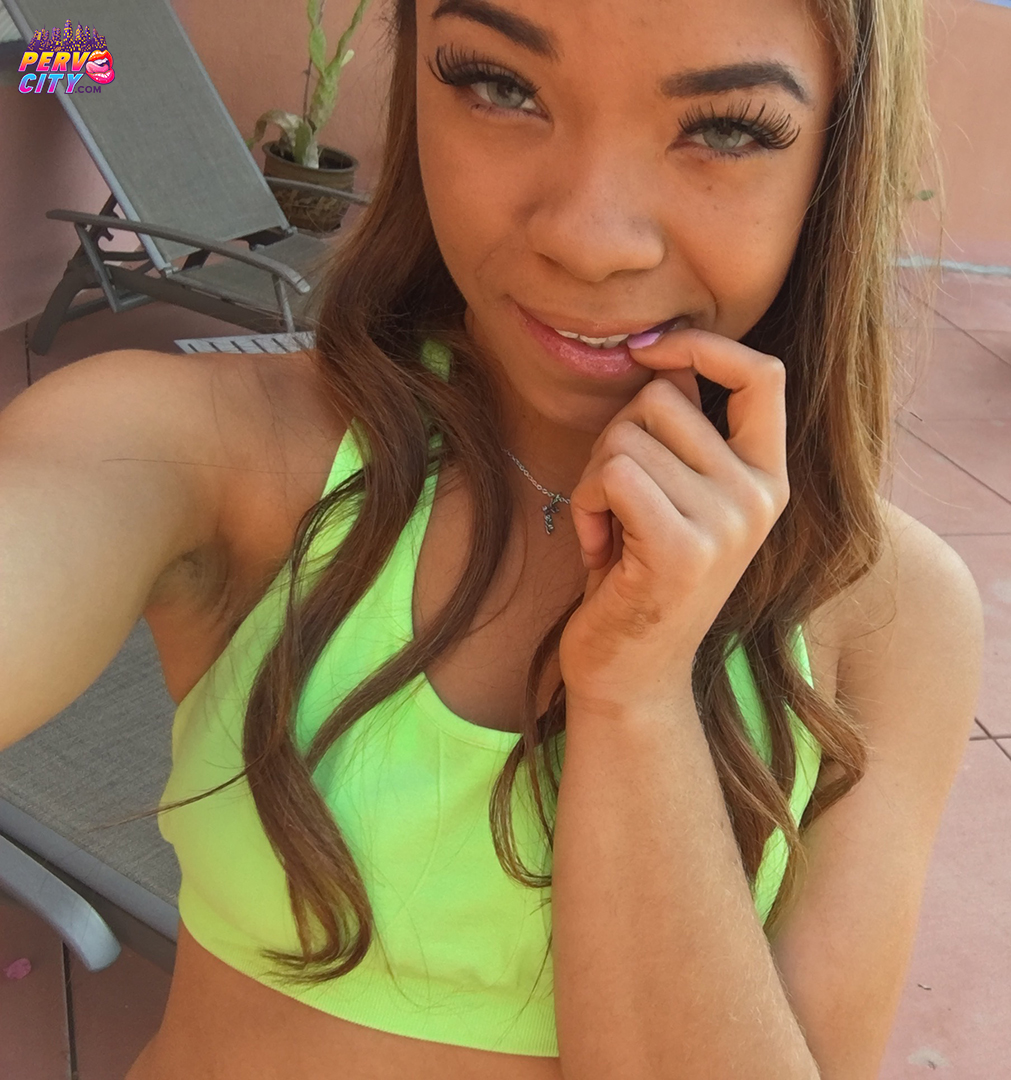 Jamie Marleigh, Chocolate BJ, Blowjob, ebony, spit, brunette, sexy, spit, deep throat