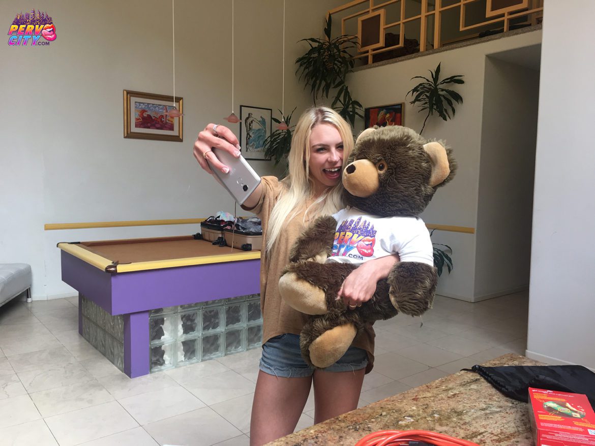 Zoe Clark, BJ, blowjob, oral overdose, pervcity, eric john, big dick, blonde, deep throat