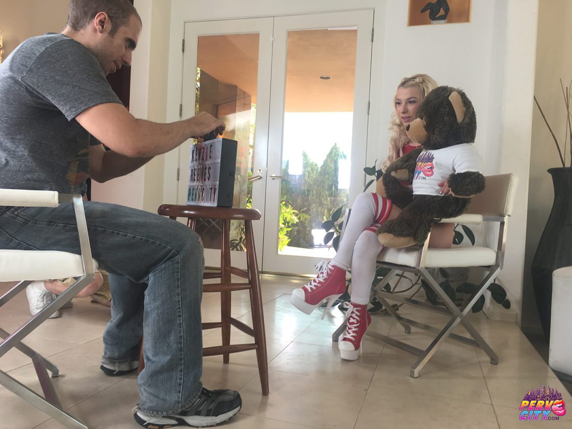 Kenzie Reeves, PervCity, Porn BTS, blonde, big dick, spinner, tiny, pornstar