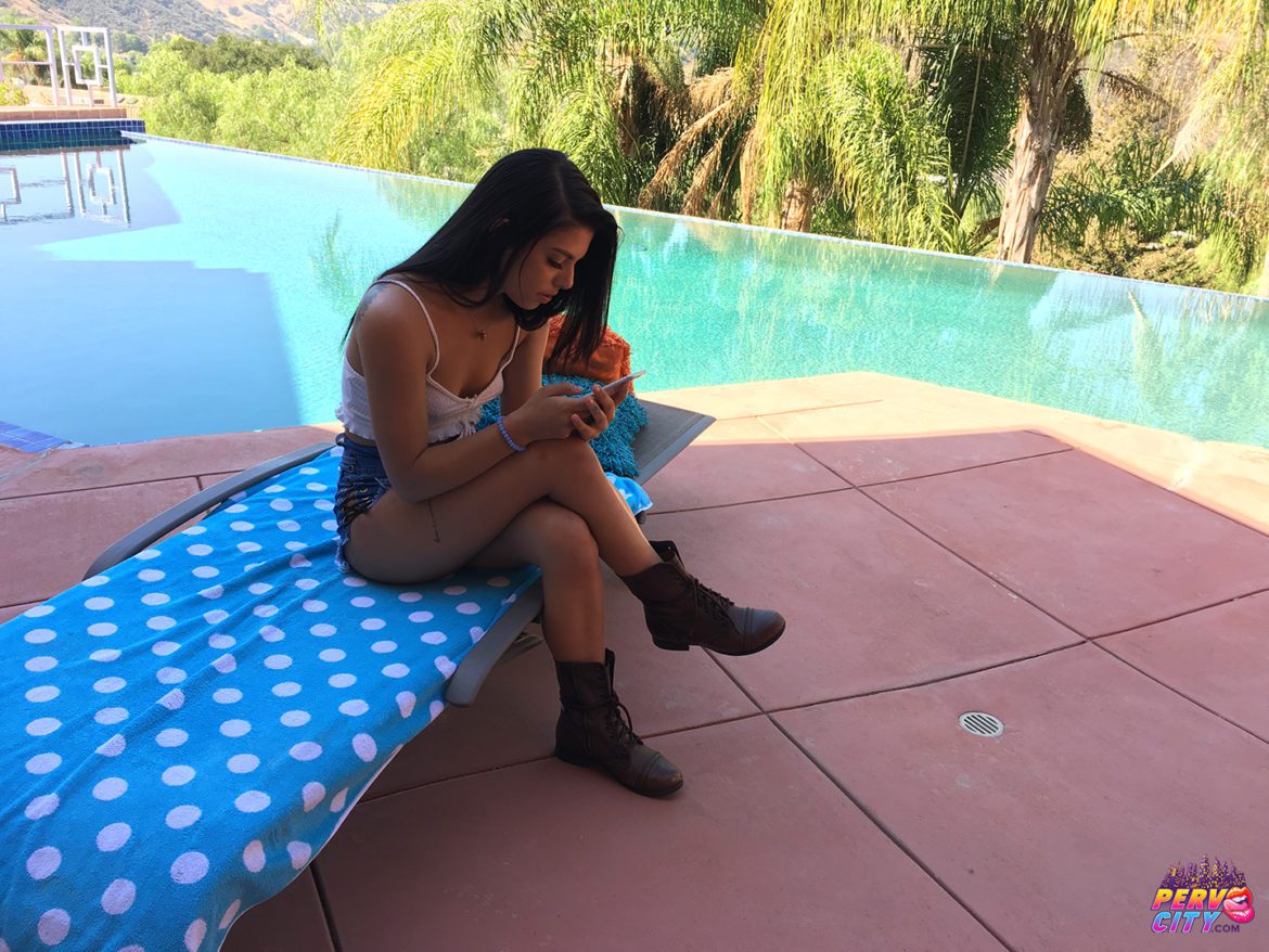 Gina Valentina, Eric John, Oral Overdose, blowjob, bj, deep throat, pornbts, selfies