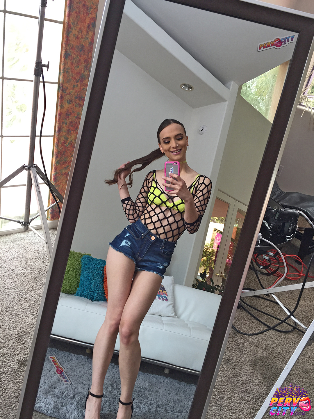 Izzy Lush, John Strong, blowjob, deepthroat, Maestro Claudio, behind the scenes, bts, rimjob