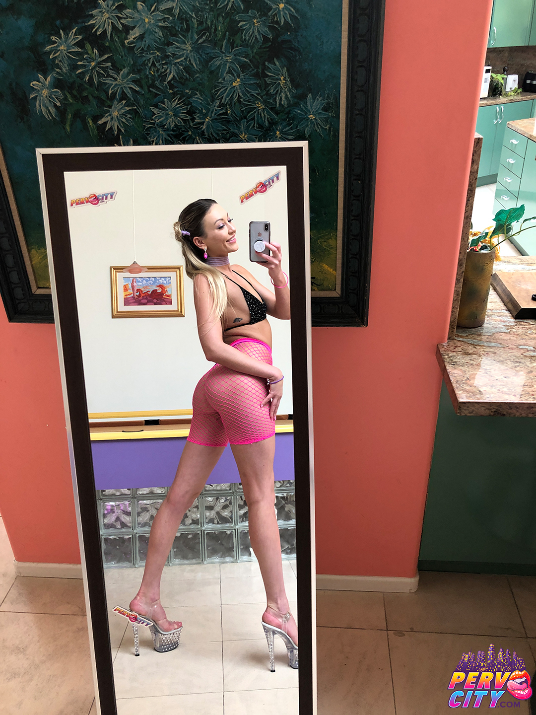 Keira Croft, Adira Allure, Alex Mack, blowjob, deepthroat, PervCity, Maestro Claudio, porn BTS, behind the scenes